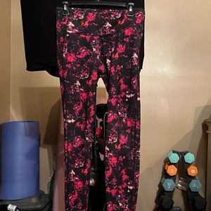 Old navy active leggings, medium